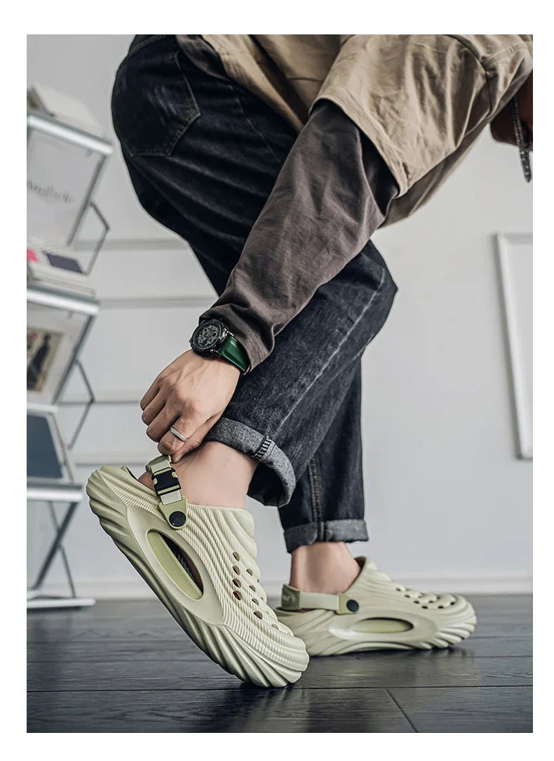 Summer Slippers for Men Driving Dual-Purpose Operating Room Baotou Clogs Soft Sole Outer Wear Home Casual Coconut Sandals