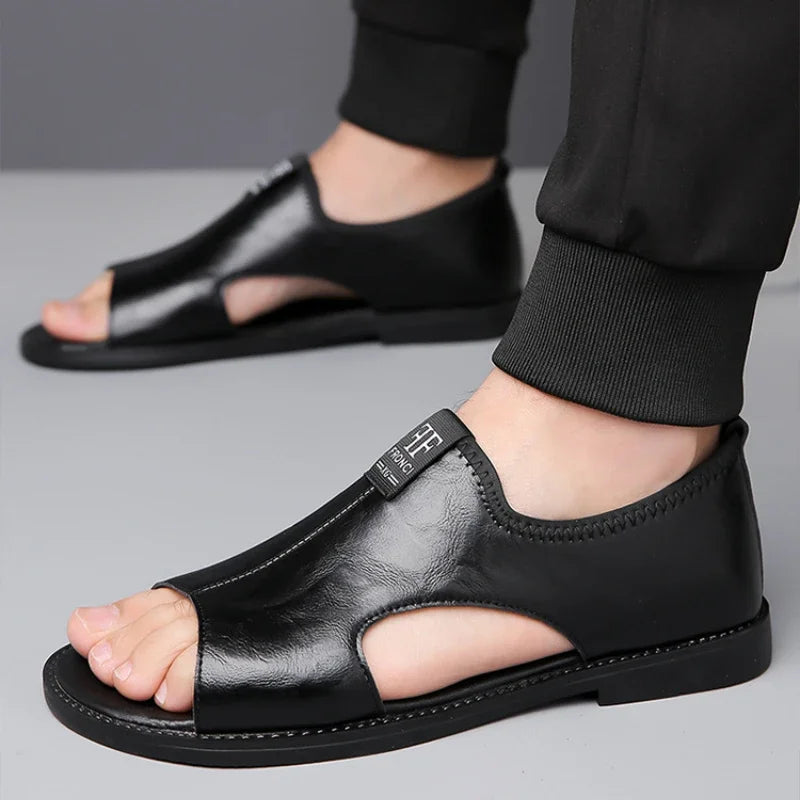 Brand Men's Sandals New Casual Shoes High Quality Soft Sole Men Slippers Outdoor Comfor Beach Shoes Leather Flat Sandals for Men