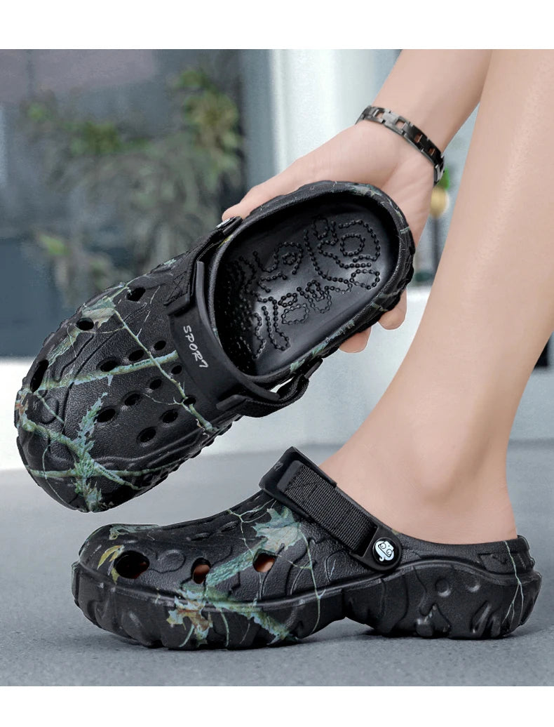 2025 Summer Men's Sandals New Home Garden Shoes Comfortable and Lightweight Men Slippers Non-Slip Soft Bottom Flip Flop Sandals