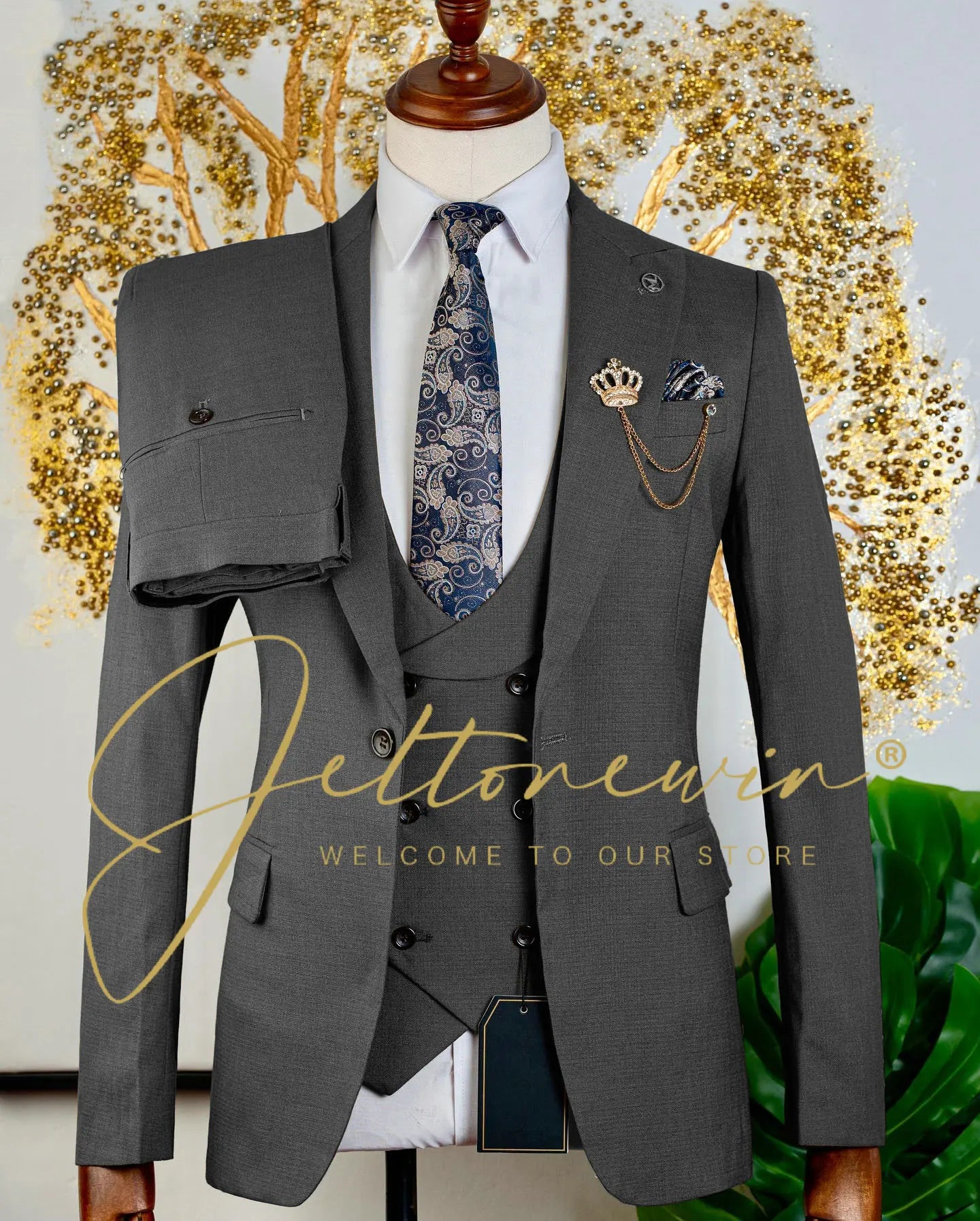 Men's Brown Three Piece Suit with Vest and Trousers Slim Fit Formal Wear for Wedding Groomsmen Party Business Occasion