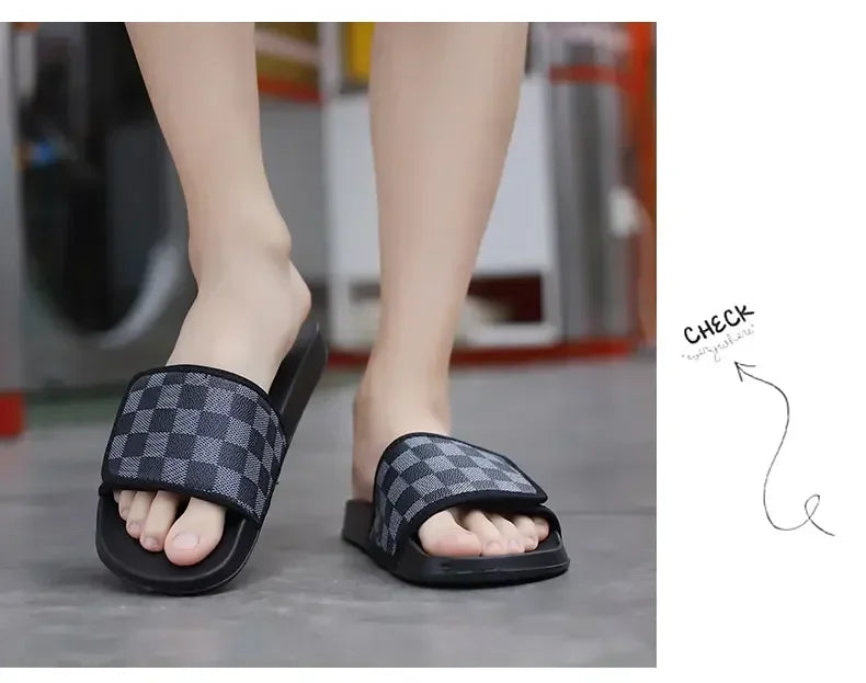 Slippers for Men To Wear Outside in Summer Men's Non-slip and Anti-odor Comfortable Soft Flip-flops Outdoor Trendy Sandals