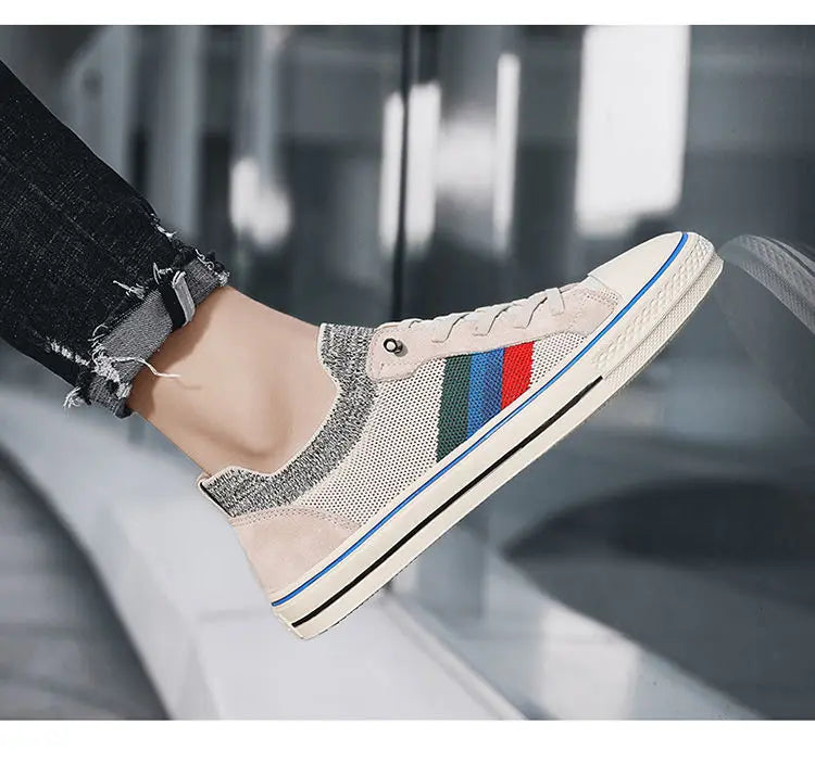 New Style Casual Shoes for Men Sneakers Lazy Slip on Man Shoes Breathable Summer Loafers Canvas Shoes for Men Mesh Sneakers