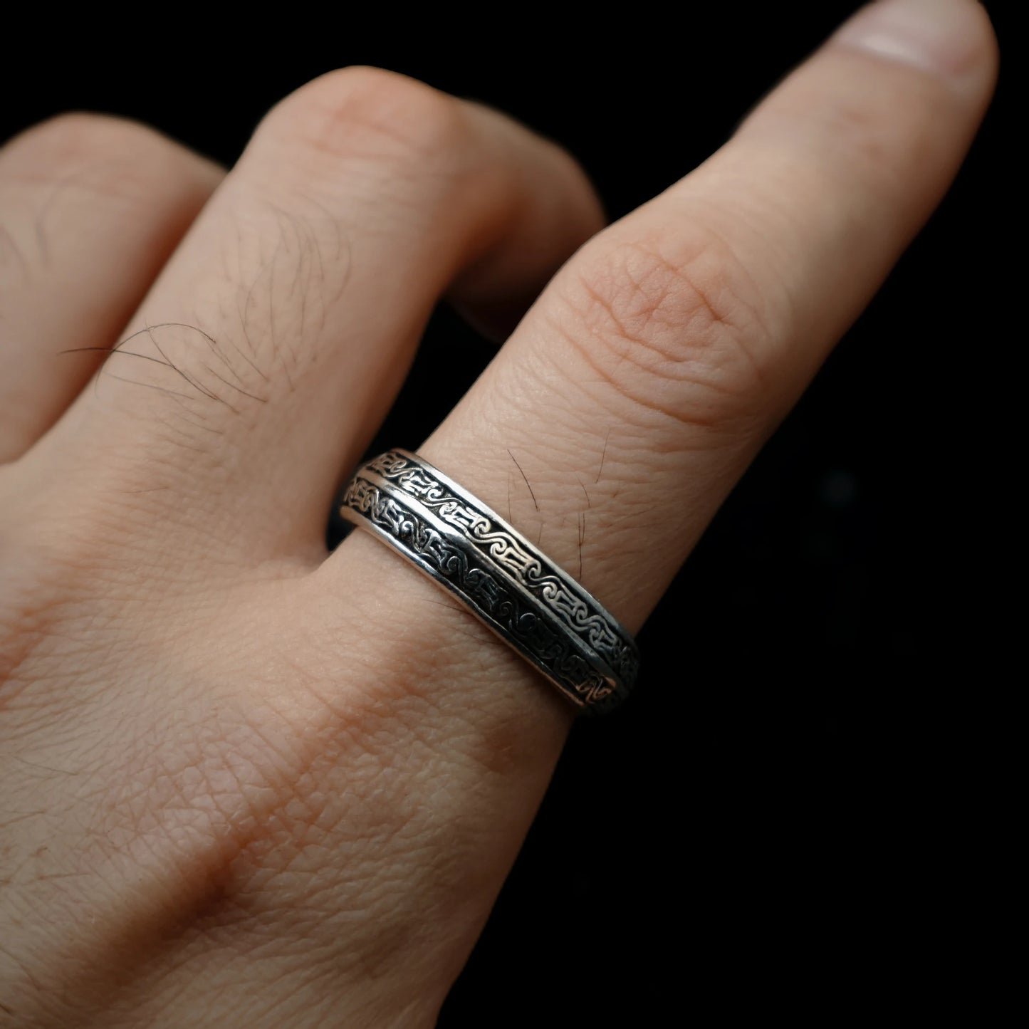 Retro Zoomorphic Spiral Motif Adjustable Open Ring For Men Silver-plated Copper Gothic Edgy Jewelry Historic Accessories Gift