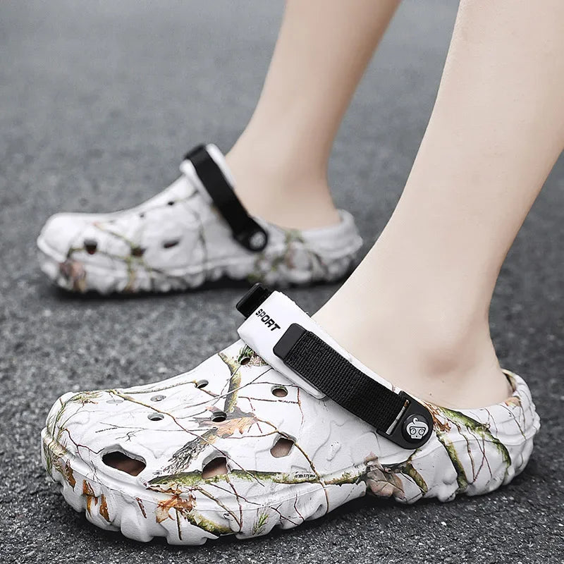 Men Slippers High Quality Classic Outdoor Anti-Slip Garden Shoes Lightweight Fashion Casual Sandals Sandals for Men Platform