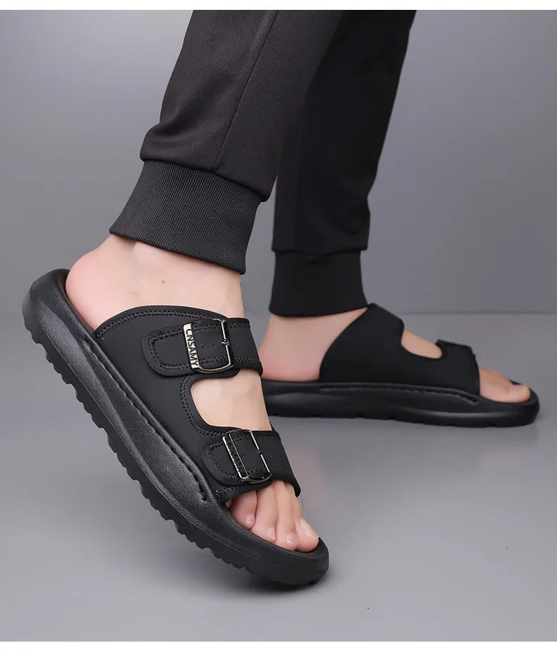 Men's Slippers 2025 Summer Breathable Outdoor Beach Sandals Non Slip Flip Flops New Flat Slippers High Quality Men's Shoes