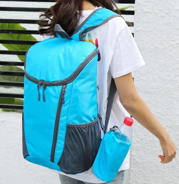 Latest Outdoor Sports Portable Backpack with Bottle Holder Large Capacity Fitness Travel Hiking Day Bag Suitable for Both Men