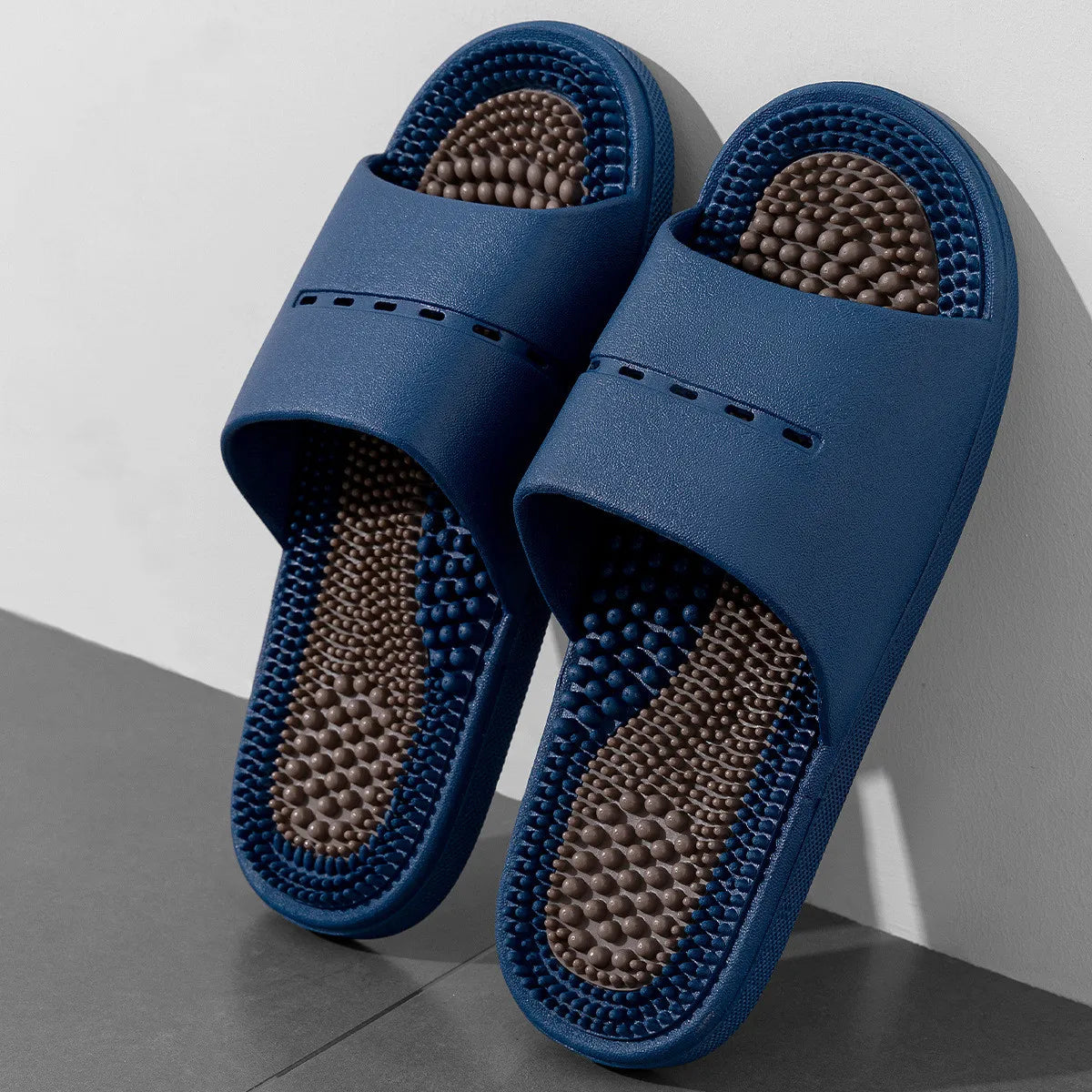 Home Slippers Men Women Massage Slides Summer Beach Sandals Casual Flip Flops Indoor Outdoor Shoes Bedroom Bathroom Flats