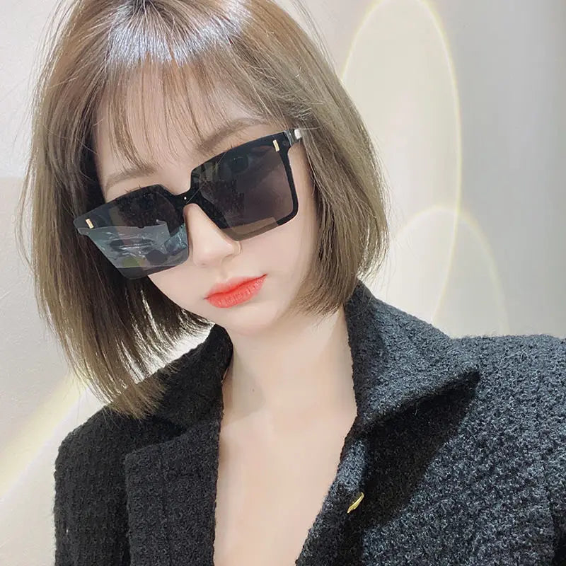 Square sunglasses for men's driving, UV resistant sunglasses for women's high-end sunglasses