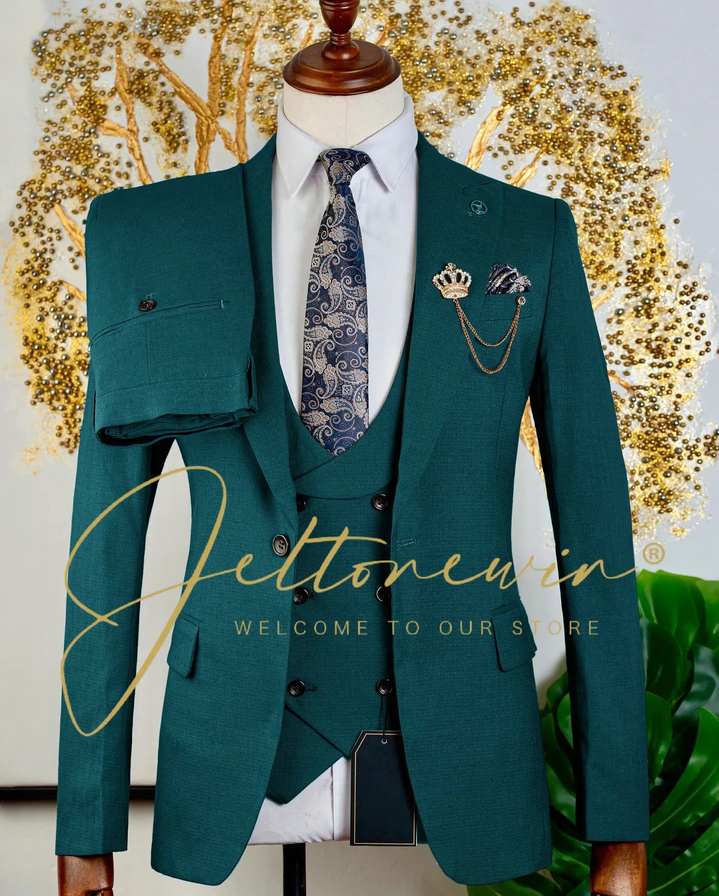Men's Brown Three Piece Suit with Vest and Trousers Slim Fit Formal Wear for Wedding Groomsmen Party Business Occasion