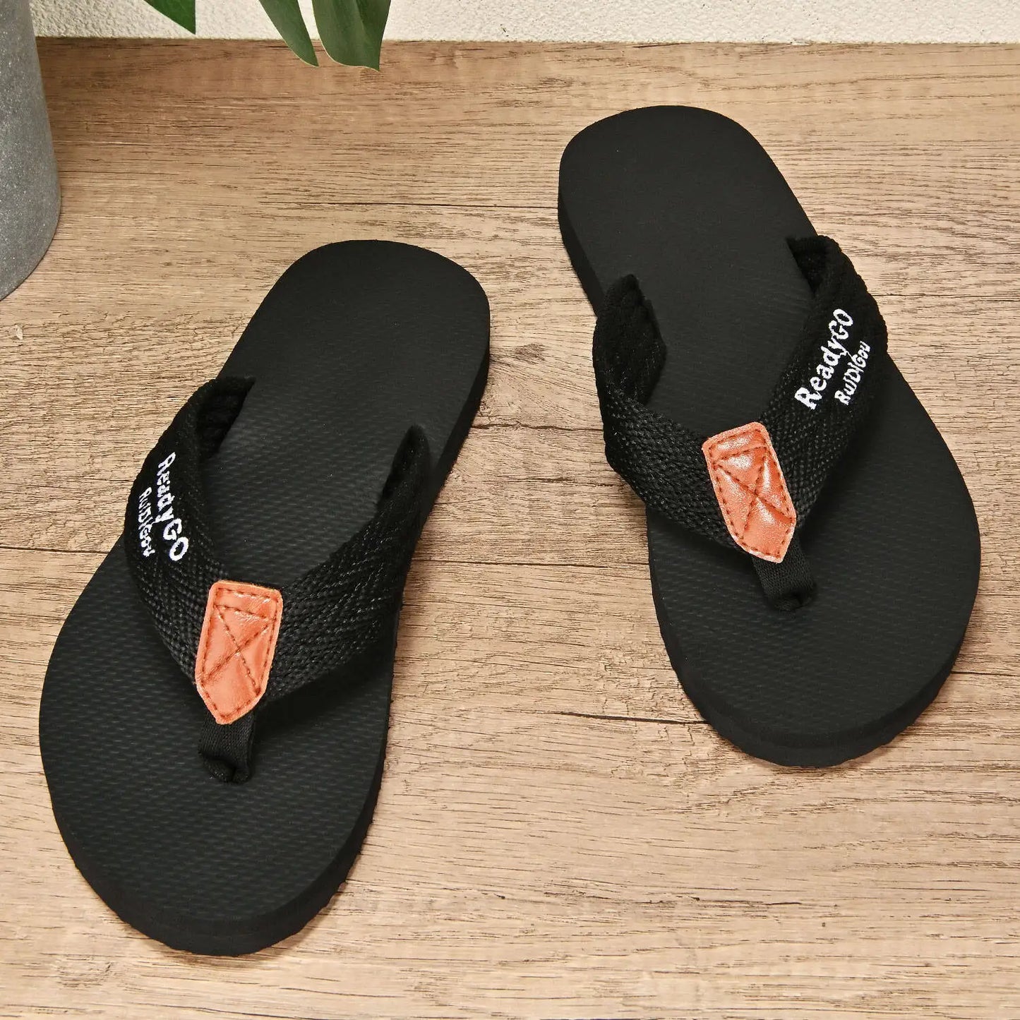 Men Slippers Breathable Soft Bottom Cloud Slides Men Flip flops Beach Shoes Male Suitable Indoor and Outdoor plus size 40-52