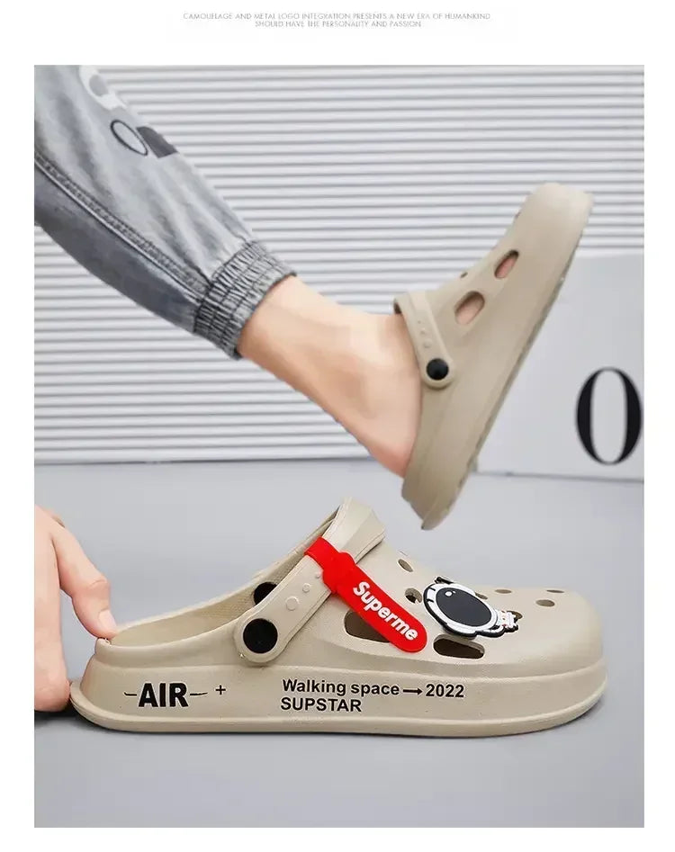 Water Shoes Sandals For Men Black White Men Women Sandals Breathable Home Slippers Outdoor Fashion Garden Clogs Couple Shoes