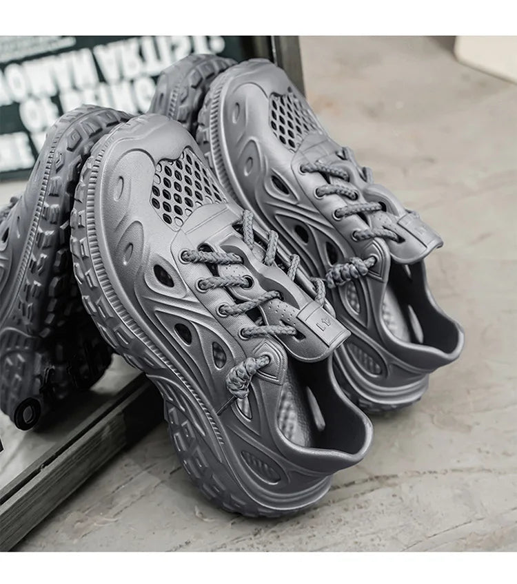 Sandals for Men Outdoor Non-slip Tire Sole Hole Shoes Hollow Breathable Men's Sandals Beach Lightweight Platform Sneakers Men