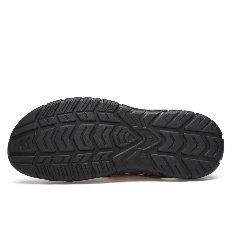 Summer Slippers New Men Sandals Soft Outdoor Slides High Quality Genuine Leather Comfortable Beach Sandals Outdoor Men Shoes