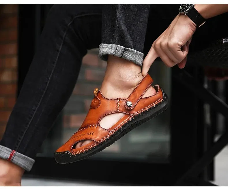 Summer Sandals Men Leather Classic Roman Sandals 2025 Slipper Outdoor Sneaker Beach Rubber Flip Flops Men Water Trekking Sandals