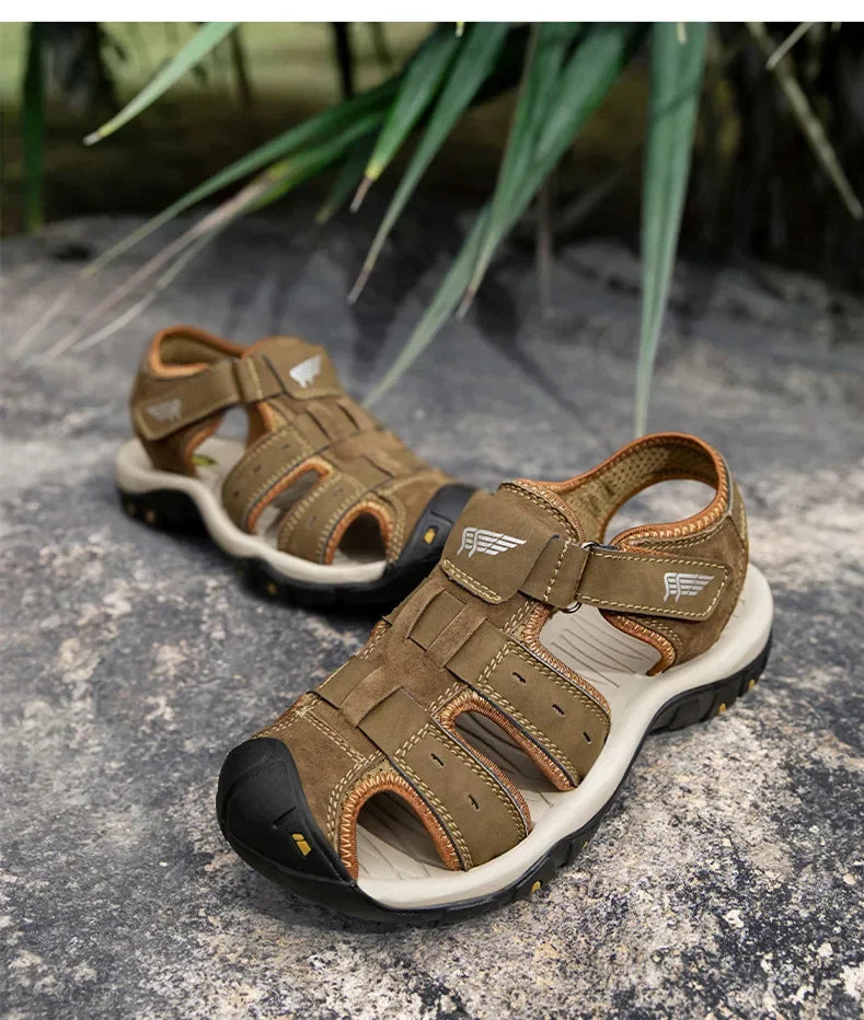 2025 New Fashion Men's Sandals Summer Soft Beach Sandals Comfortable Genuine Leather Men Sandals Outdoor Non-slip Wading Shoes