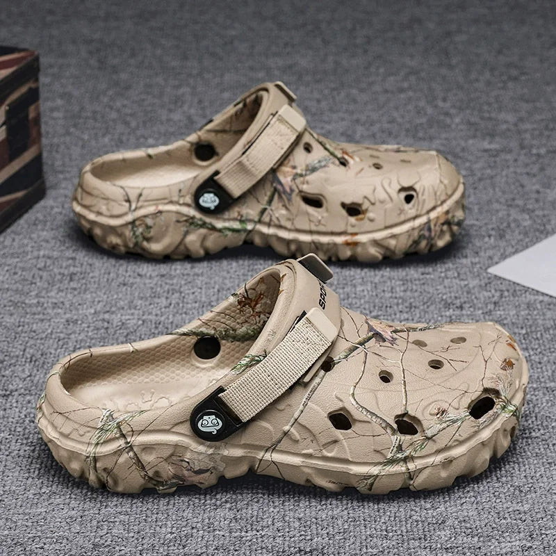 2025 Summer Men's Sandals Home Garden Shoes Lightweight Platform Male Slippers Soft Bottom Flip Flop Sandals Hot Outdoor Sandals