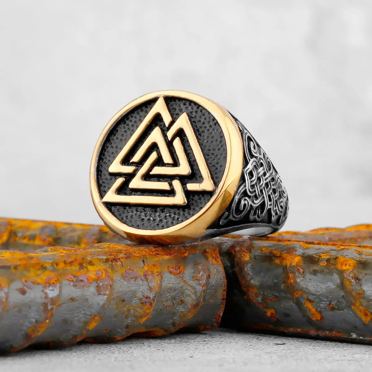 Vintage Stainless Steel Viking Amulet Ring Norse Compass Runes Men and Women Rings Teens Multi Style Jewelry Boyfriend Gift