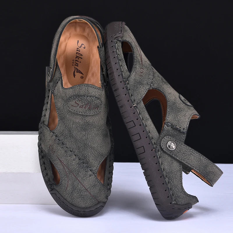 New Handmade Summer Sandals Men Breathable Leather Shoes Man Outdoor Men Sandals Antiskid Beach Sandals Hollow Shoes Fashion