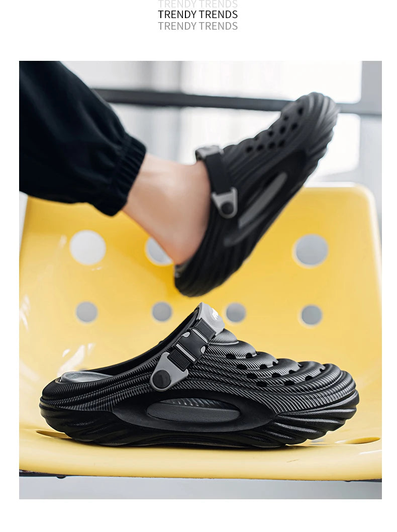 2025 New Men Massage Slippers Slides Indoor Outdoor Sandals Beach Casual Shoes Comfortable Sole Men's Slippers Big Size 40-45