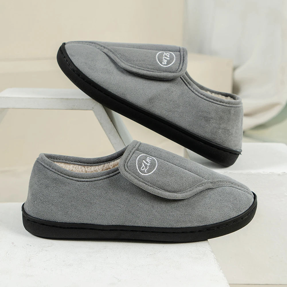Slippers for Men Suede Leather Non-Slip Slip-on Shoes Comfy Warm Plush Walking Shoes Indoor/Outdoor for Diabetic Swollen Feet