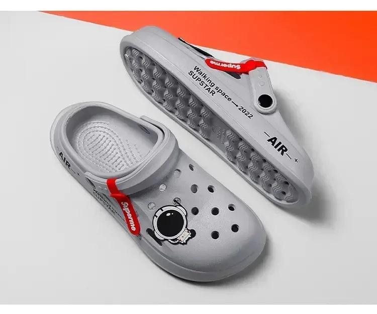 Water Shoes Sandals For Men Black White Men Women Sandals Breathable Home Slippers Outdoor Fashion Garden Clogs Couple Shoes