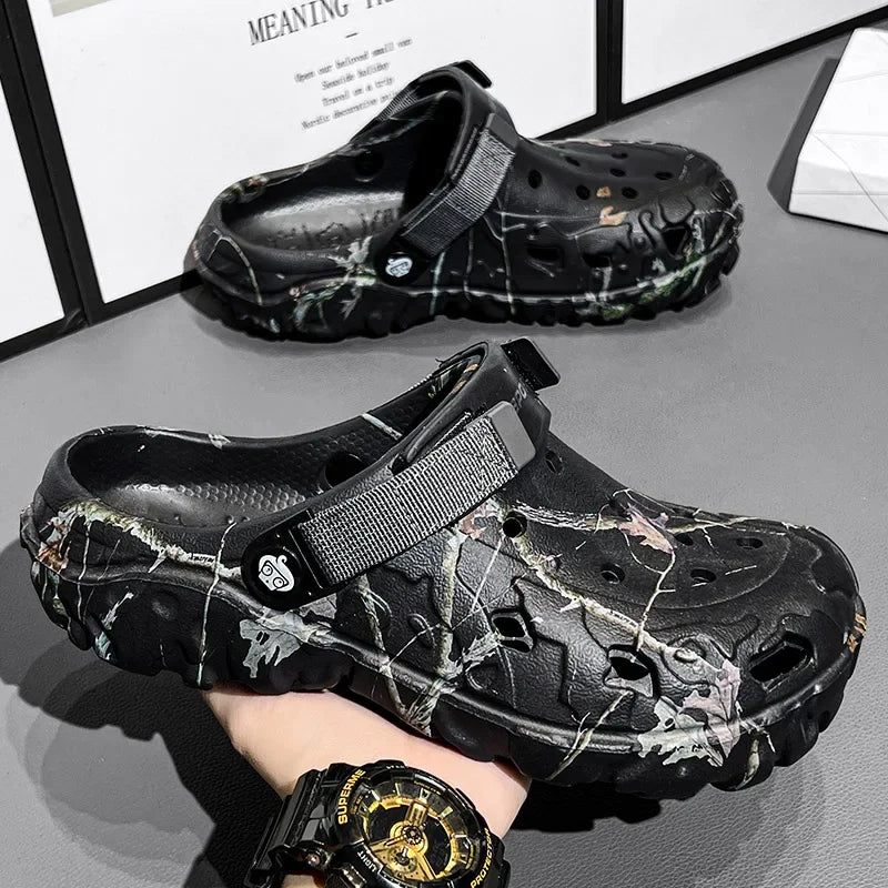 2025Men Slippers High Quality Classic Outdoor Anti-Slip Garden Shoes Lightweight Fashion Casual Sandals Sandals for Men Platform