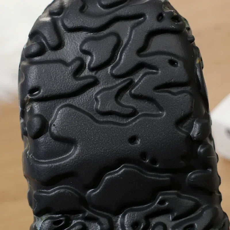 Waterproof cotton slippers for men winter 2024 new cashmere thickened warm waterproof non-slip indoor shoes