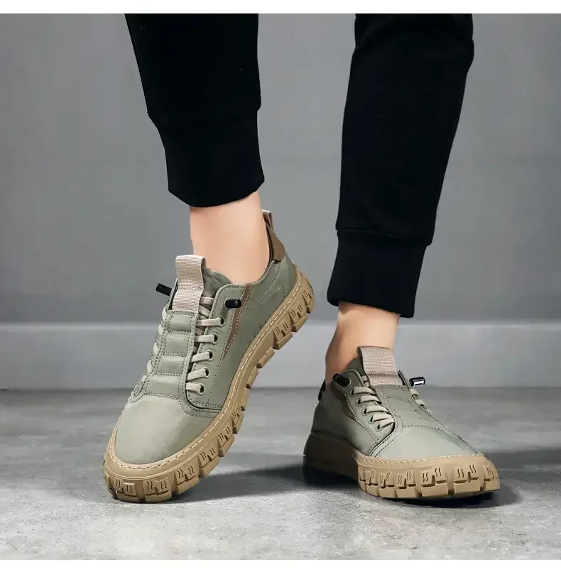 Sneakers for Men New Flats Casual Shoes One Pedal Breathable Men Loafers Stylish and Comfortable High-end Brand Shoes for Men