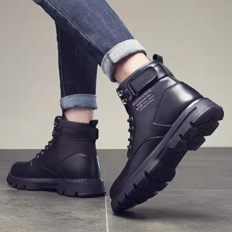 Winter Men's High Top Boots Trendy Black Motorcycle Boots Outdoor Warm Platform Boots Men Lace-up Leather Boots Bota Masculina