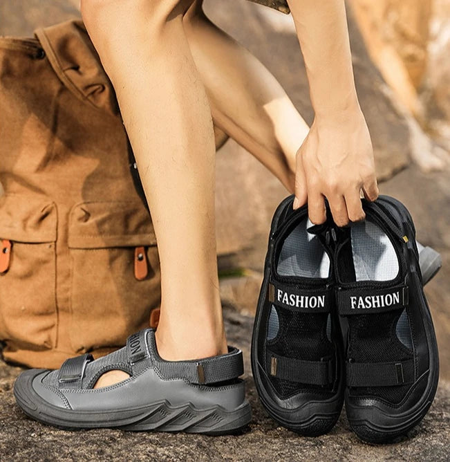 Men's Sandals Soft Bottom Summer Vacation Casual Beach Shoes Breathable Baotou Sandals