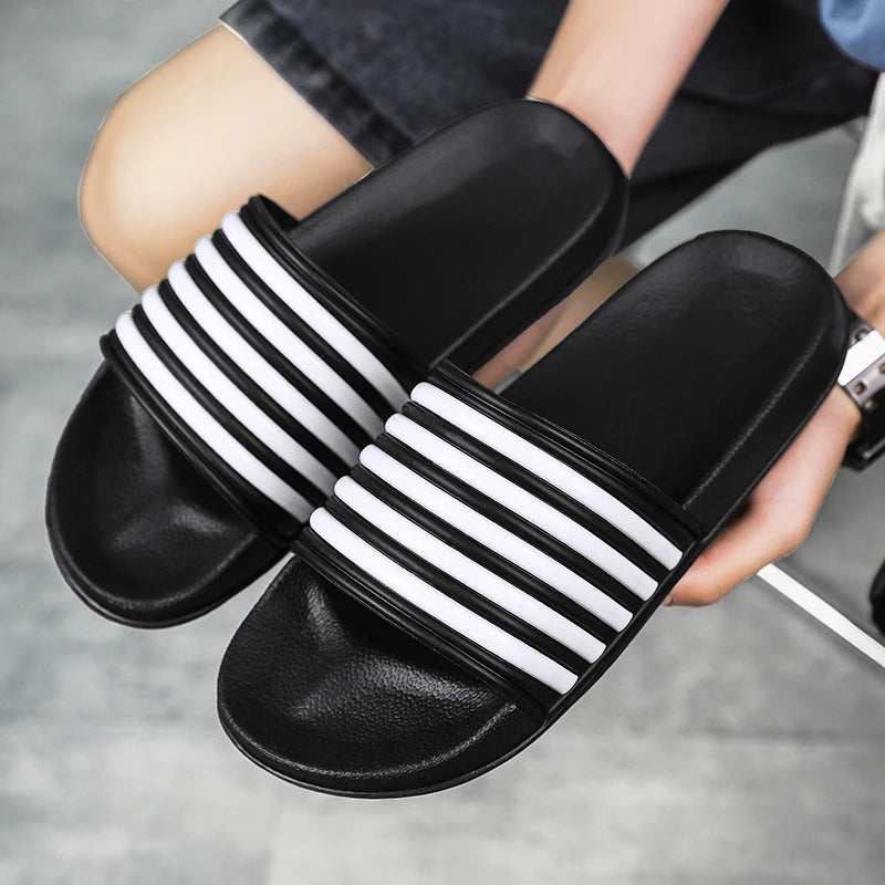 2025 New Sandals for Men and Women Slip-On Internet Celebrity Soft Sole Outerwear Couple Beach Home Sandals and Slippers
