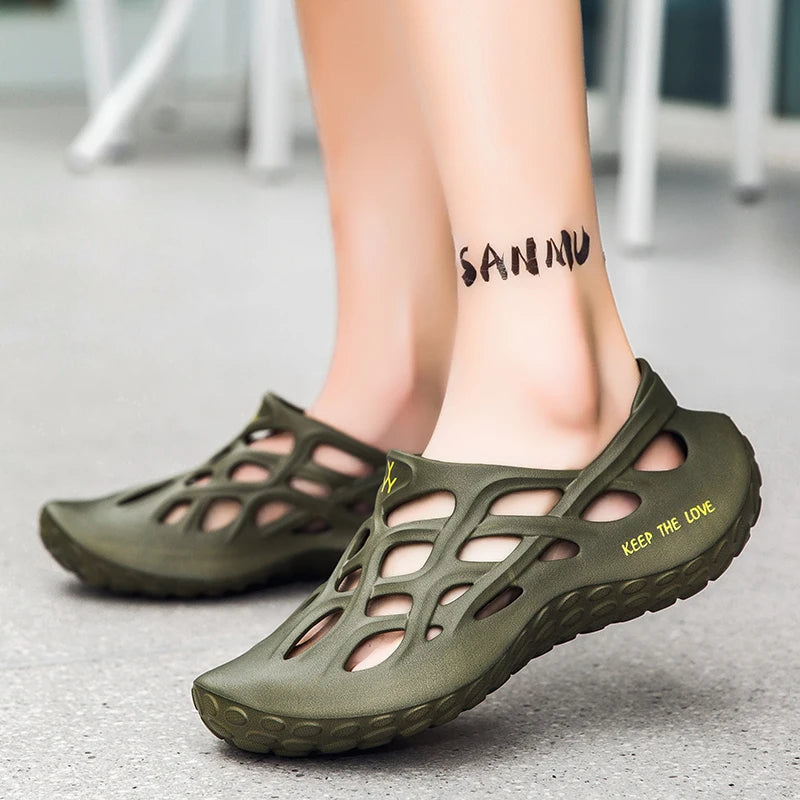 Men Summer Comfortable Breathable Sandals Outdoor Leisure Water Shoes for Hiking and Beach