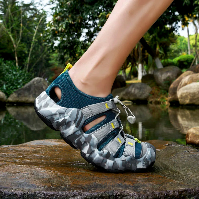 Summer Men Sandals Beach Trekking Hiking Casual Slippers Soft Fishing Outdoor Climbing Mesh Classic Roman Fashion Comfortable