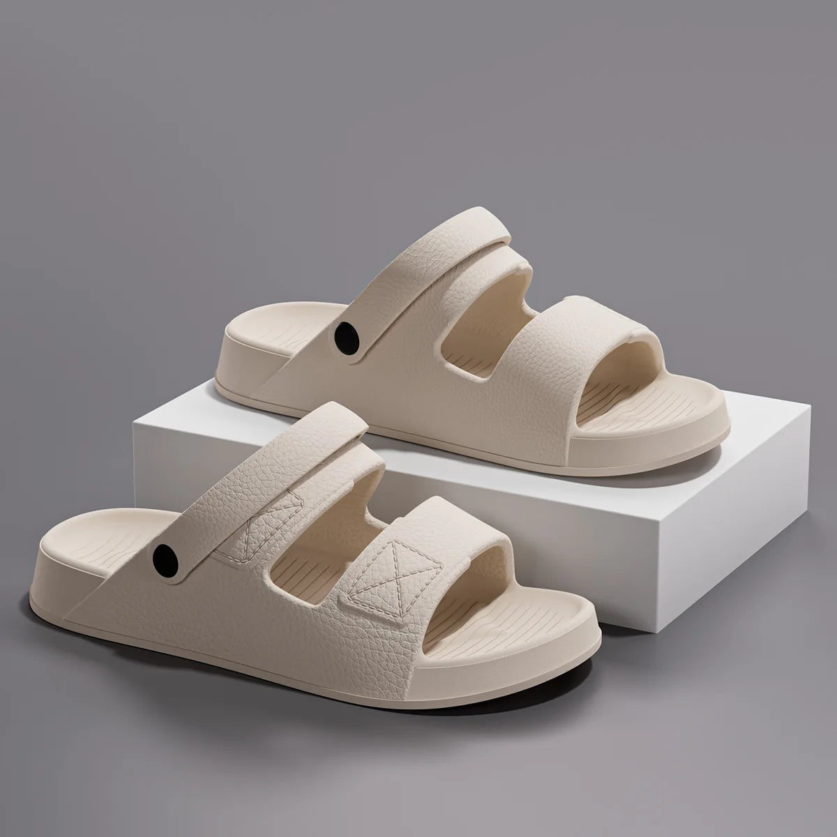 Summer Men Sandals New Non-slip Outdoor Sandals Comfortable Soft Bottom Indoor Slippers