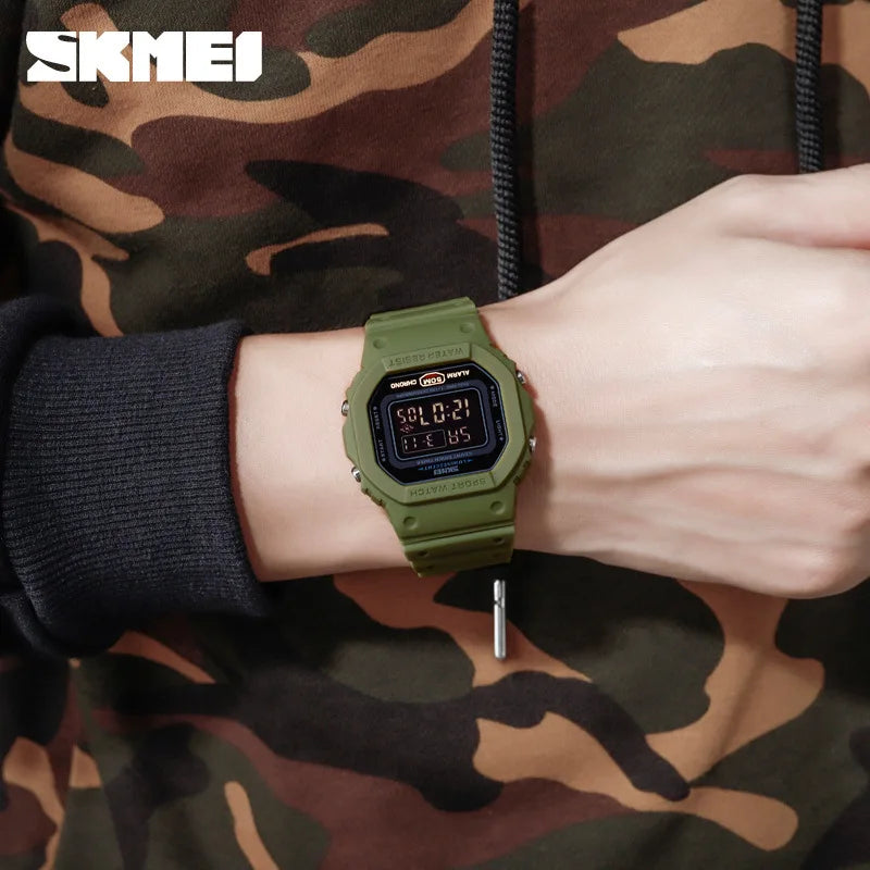 Men's Sports Watch - Waterproof Digital Wristwatch with Alarm, Shockproof - Outdoor Army Reloj Hombre