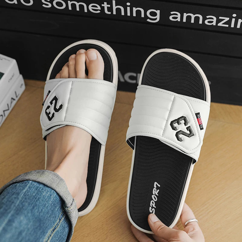 Men's fashion slippers comfortable flat home bathroom slippers soft-soled outdoor beach shoes plus size slippers men 39-47