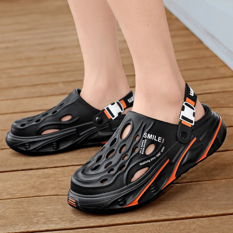 Fashion Men's Outdoor Sandals Slippers Beach Comfortable Clogs Soft Slides New Men Casual Shoes Garden Shoes Male Beach Slippers