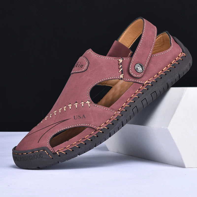 New Handmade Summer Sandals Men Breathable Leather Shoes Man Outdoor Men Sandals Antiskid Beach Sandals Hollow Shoes Fashion