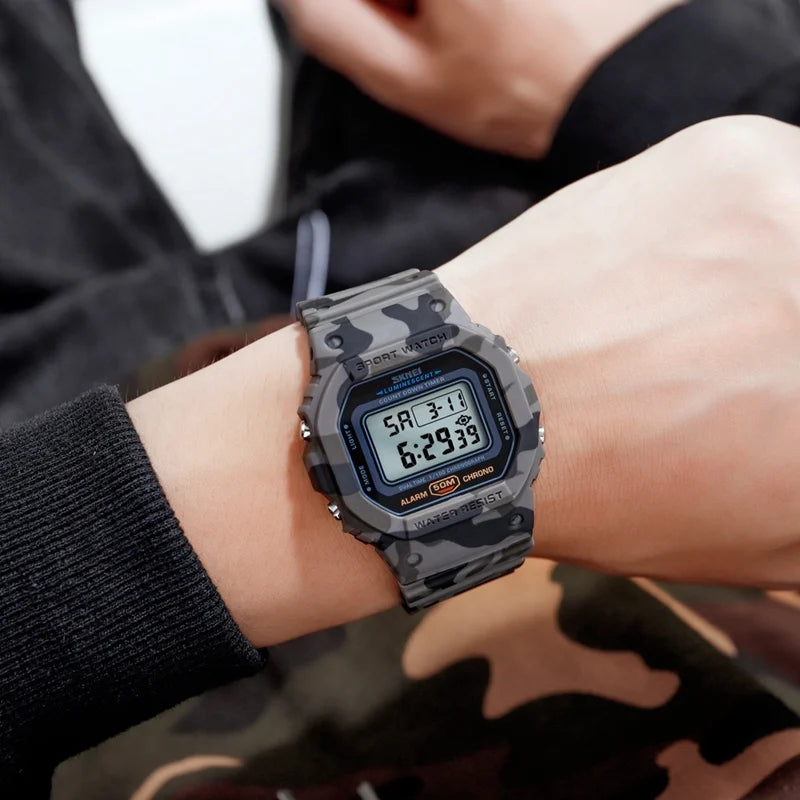 SKMEI 1628 Outdoor Military Digital Men Watches Retro Sport Waterproof Mens Electronic Male Wristwatches Clock 1988 reloj hombre