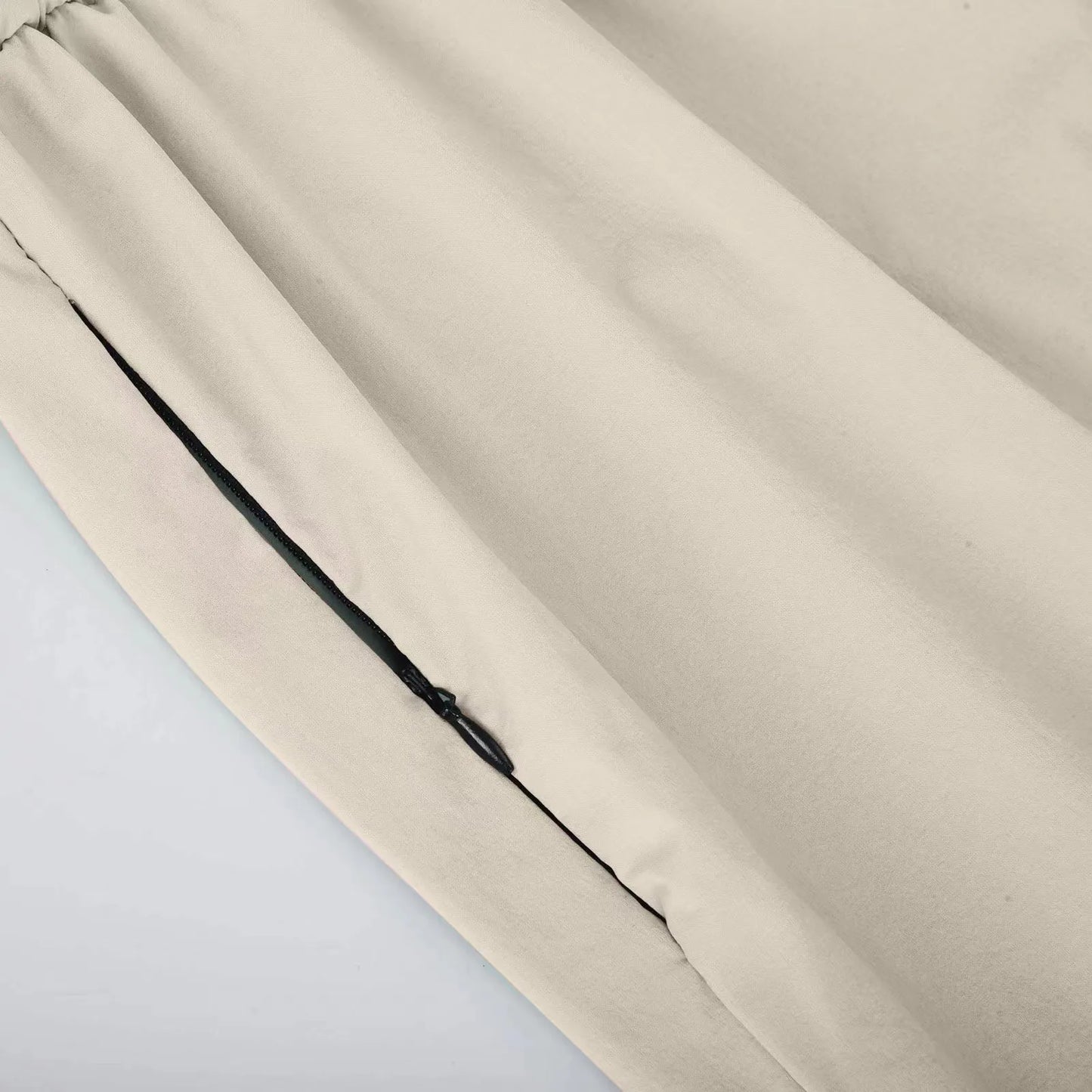 Men's Sports Shorts Quick-Drying Training Jogging Outdoor Running Lightweight Shorts Fashion Soft Causal Breathable Trousers