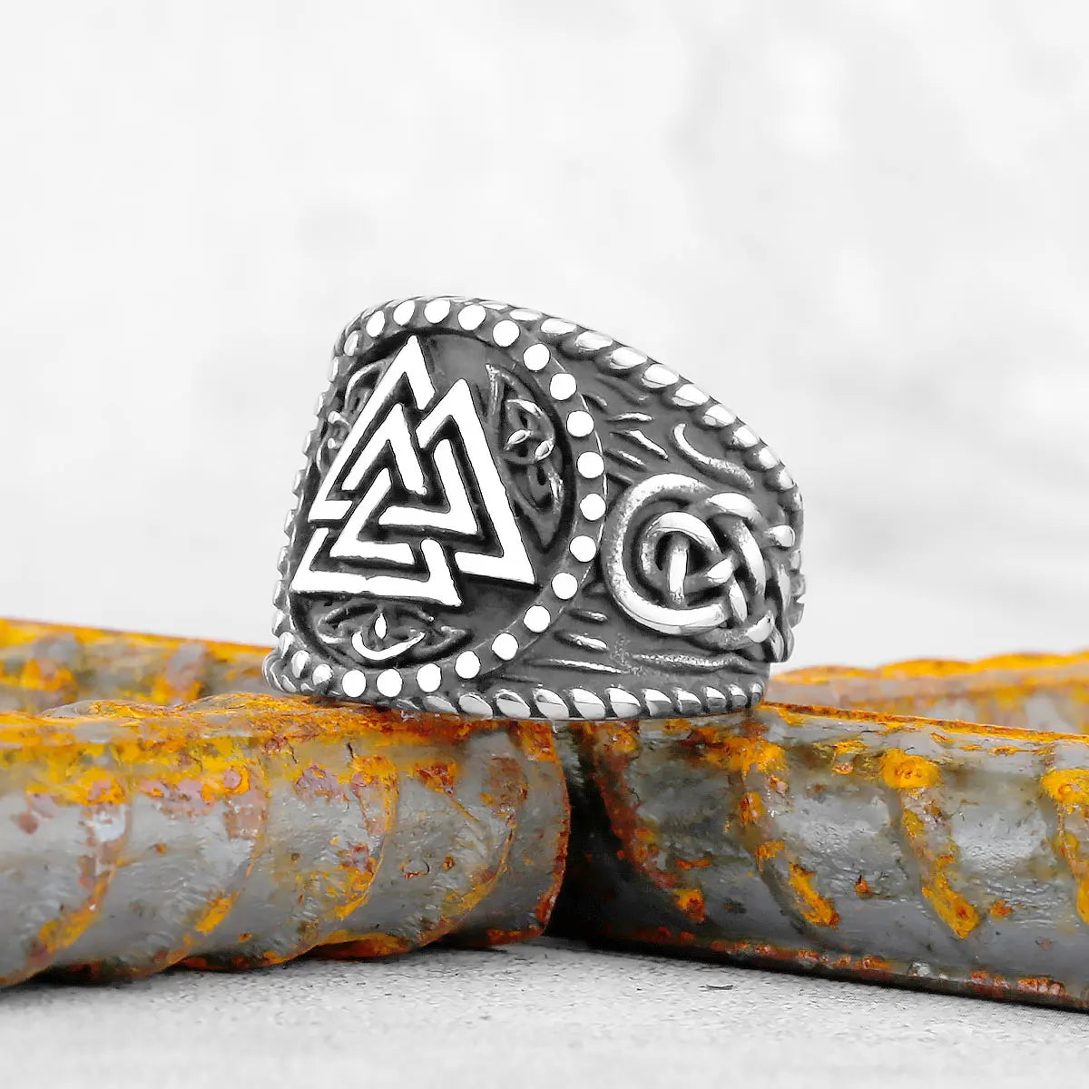 Vintage Stainless Steel Viking Amulet Ring Norse Compass Runes Men and Women Rings Teens Multi Style Jewelry Boyfriend Gift