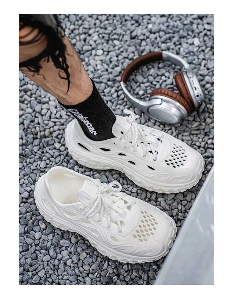 Sandals for Men Outdoor Non-slip Tire Sole Hole Shoes Hollow Breathable Men's Sandals Beach Lightweight Platform Sneakers Men