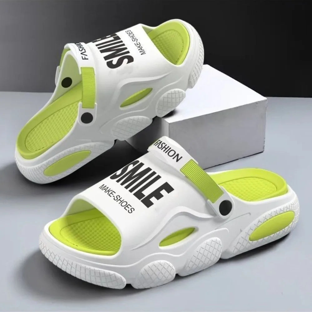 2025 new men's slippers for summer outdoor wear, driving for home use, anti slip, thickened beach sports, outdoor sandals
