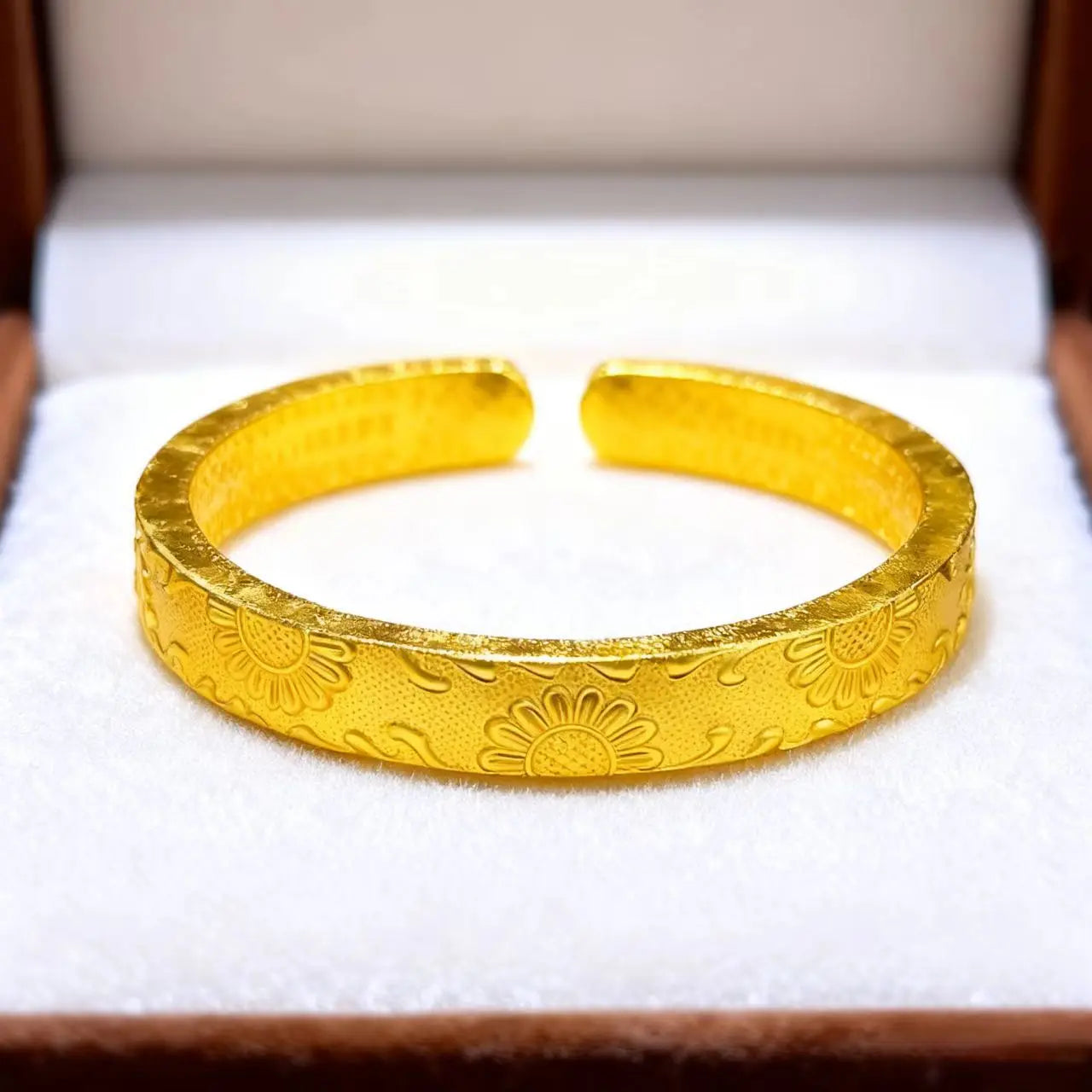 Sunflower Open Bangle Women's 24K Gold AU999 - 3D bloom shape, adjustable opening, high-purity gold shows sun-facing style