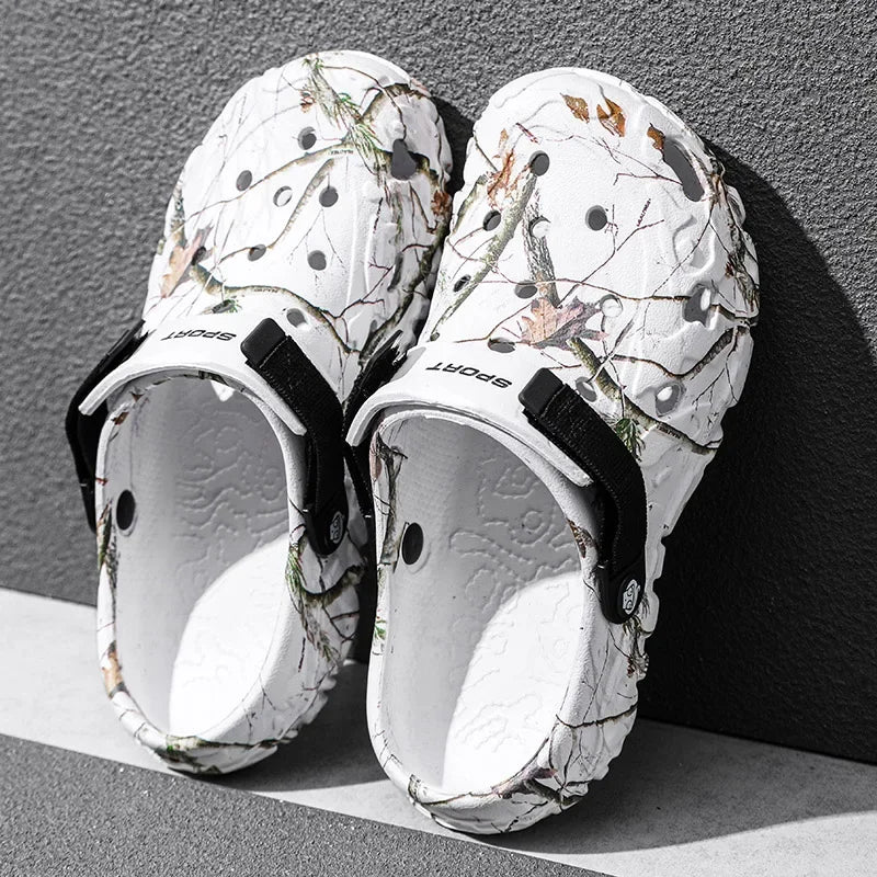 2025Men Slippers High Quality Classic Outdoor Anti-Slip Garden Shoes Lightweight Fashion Casual Sandals Sandals for Men Platform