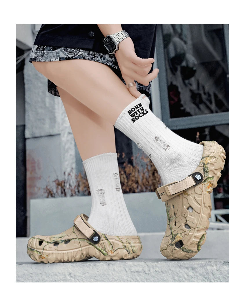 2025 Summer Men's Sandals New Home Garden Shoes Comfortable and Lightweight Men Slippers Non-Slip Soft Bottom Flip Flop Sandals