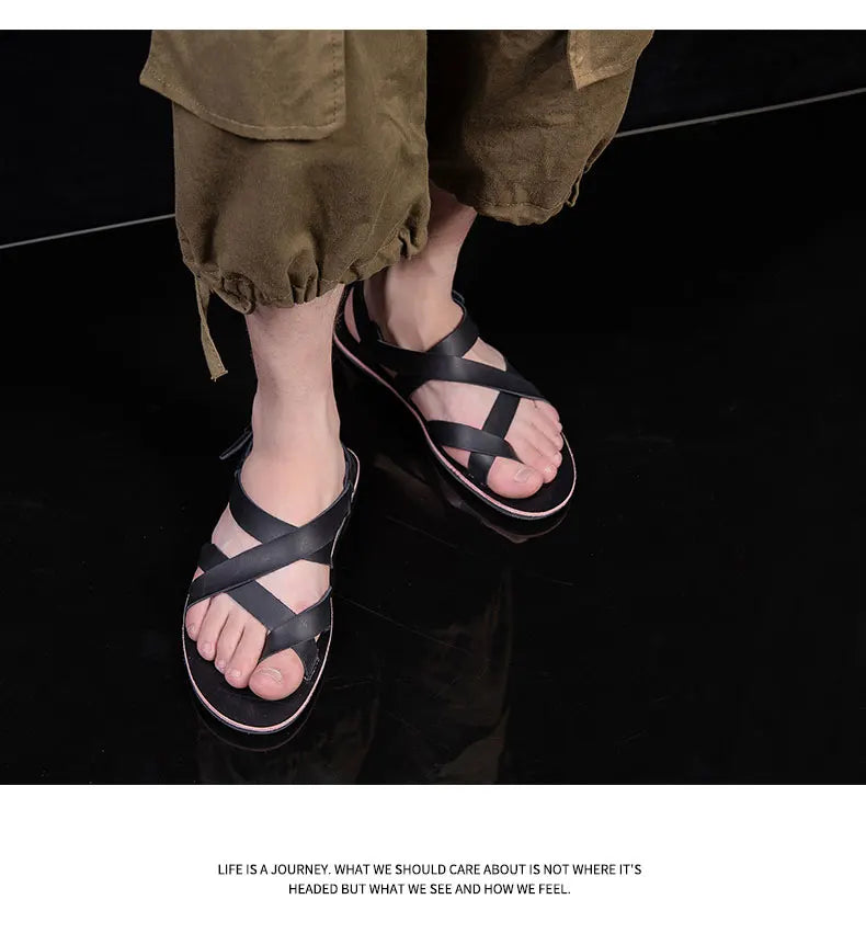 New Summer Sandals Men Open Toe Genuine Leather Sandals Hollow-out Retro Handmade Comfortable Breathable Outdoor Beach Shoes