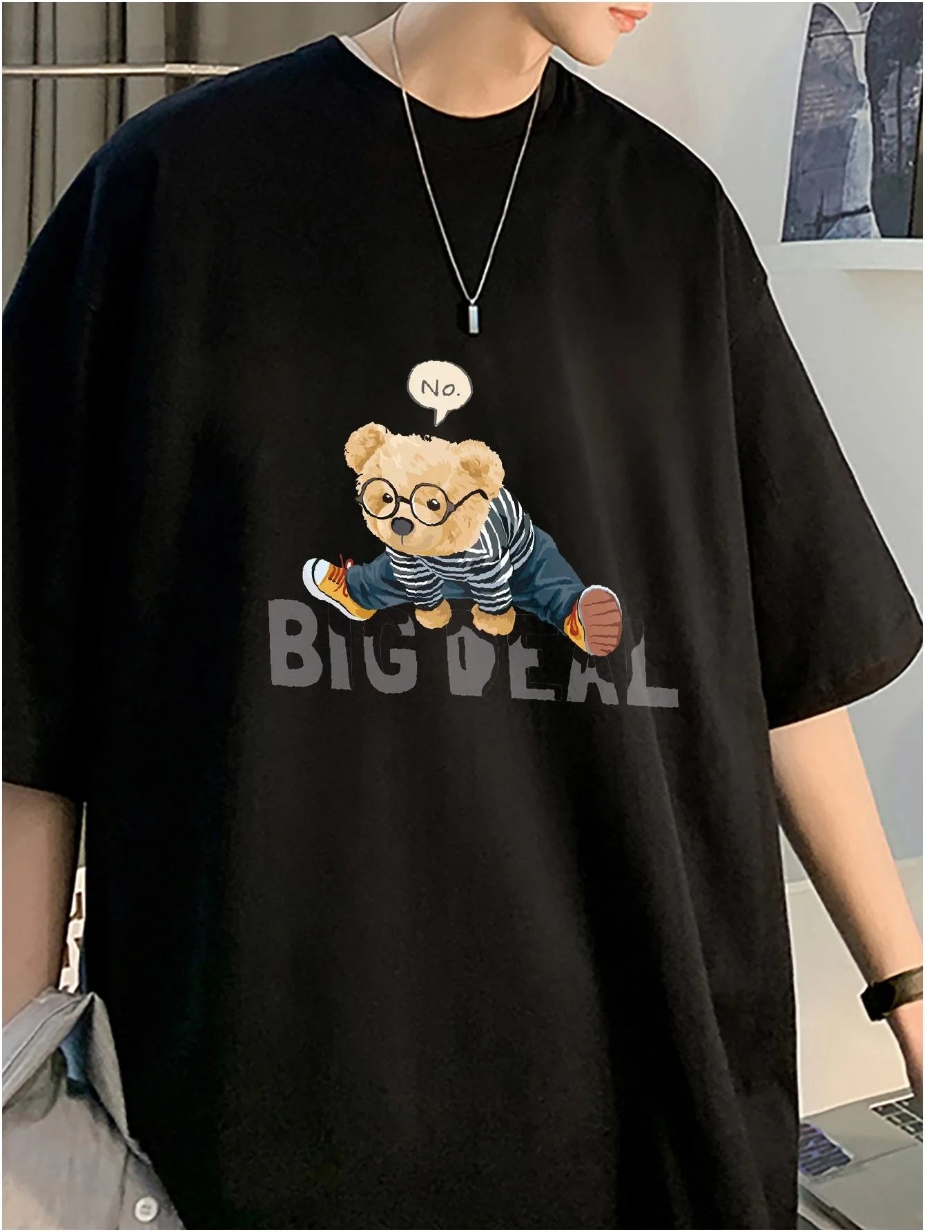 Designer Brand Men T-shirts Loose Summer Unisex Cute Bear Print Tees Fashion Kpop Male Tops High Quality Cotton Male Clothing