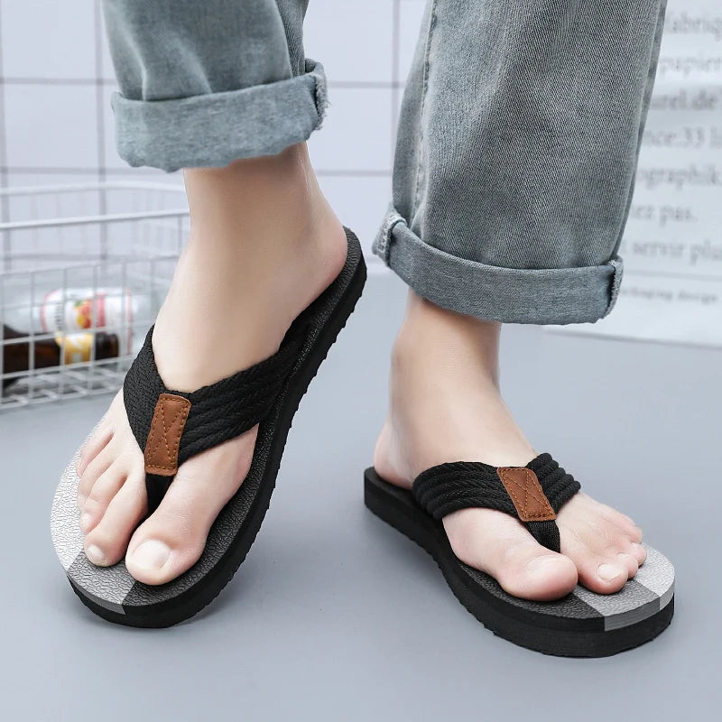 Men Slippers Summer High Quality Flip Flop Men Beach Shoes Fashion Outdoor Flip Flops Casual Breathable Slippers for Men Sandals