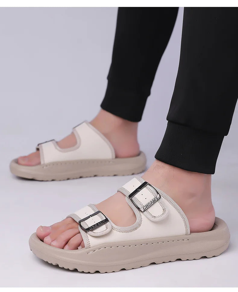 Men's Slippers 2025 Summer Breathable Outdoor Beach Sandals Non Slip Flip Flops New Flat Slippers High Quality Men's Shoes